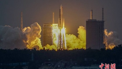 中国成功发射卫星互联网低轨卫星